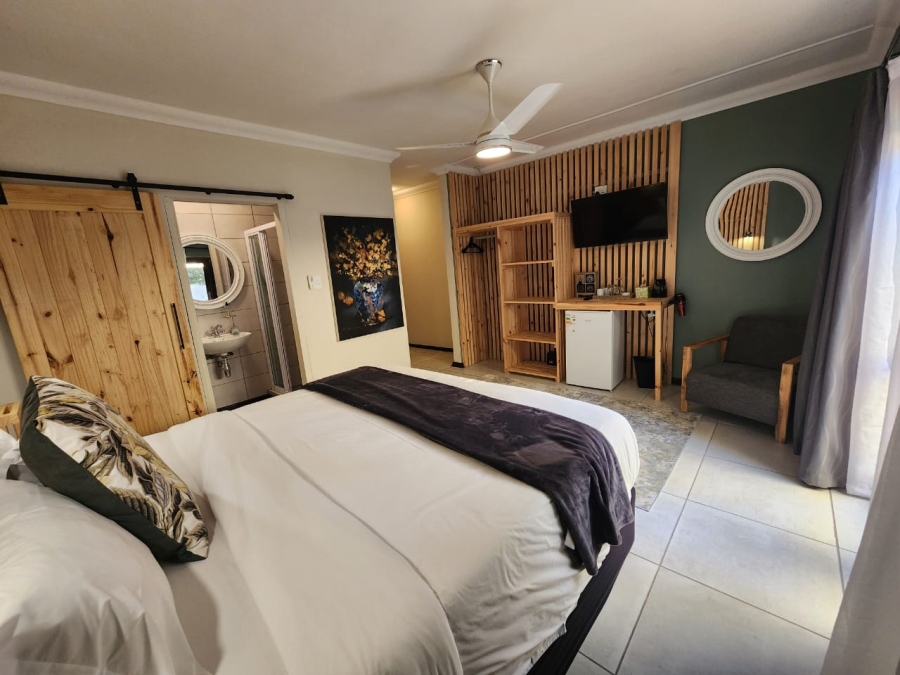 10 Bedroom Property for Sale in Wilderness Central Western Cape